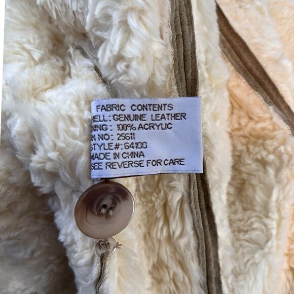 XOXO DIstressed Suede Jacket With Sherpa Lining Women’s Size XL Penny Lane Vibes - Picture 14 of 16